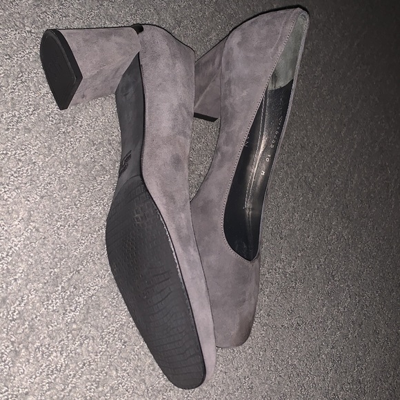 Stuart Weitzman heels - Picture 2 of 3